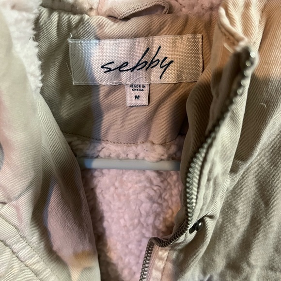 Nice Warm Jacket ( Sebby) - Picture 2 of 3